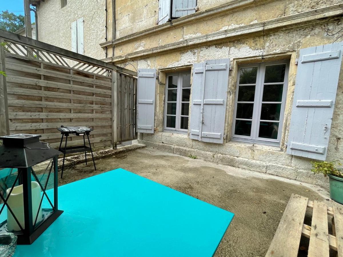 Le Tropical - Studio Avec Terrasse Angouleme Ngoại thất bức ảnh